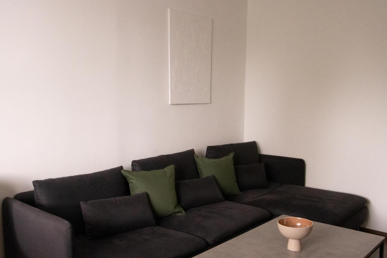 Apartament Spacious 3-bedroom Modern - Newly Furnished Bratysława
